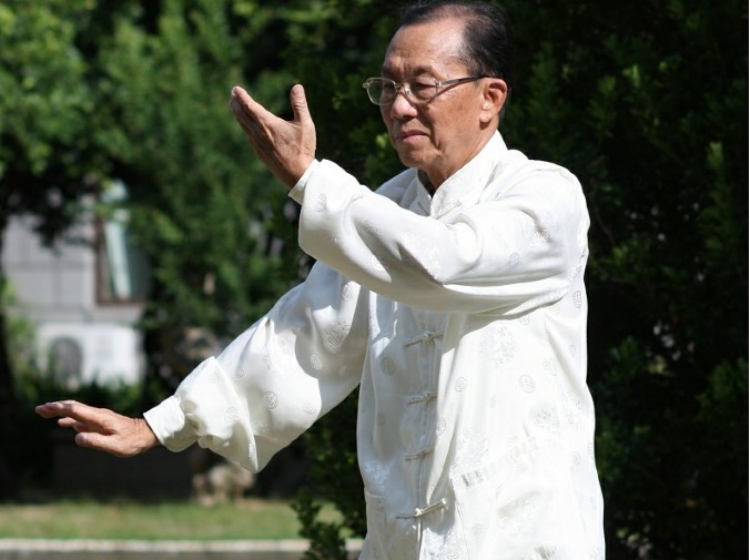 想要远离肩周炎就要注意注重生活细节